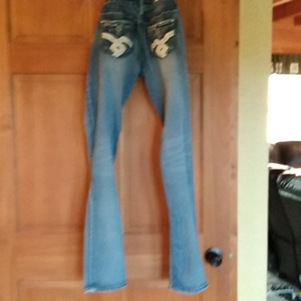 Jeans - Picture 2 of 4